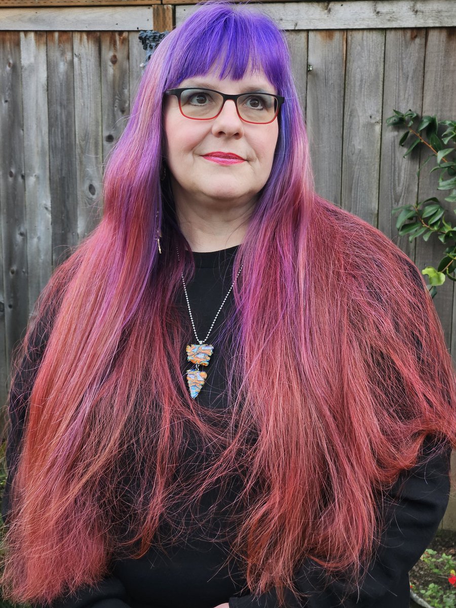 MistresMichel's tweet photo. I hope u like my hair. I need  your support to win the FabOver40 competition I joined over a month ago. I've beaten out a lot of competition, but it's getting tough. Please vote for me 1x daily, for free, at: 
https://t.co/RsP1Y8uI6L
For the next hour you get 2 free votes, not 1 https://t.co/Ce8EHt8OFr