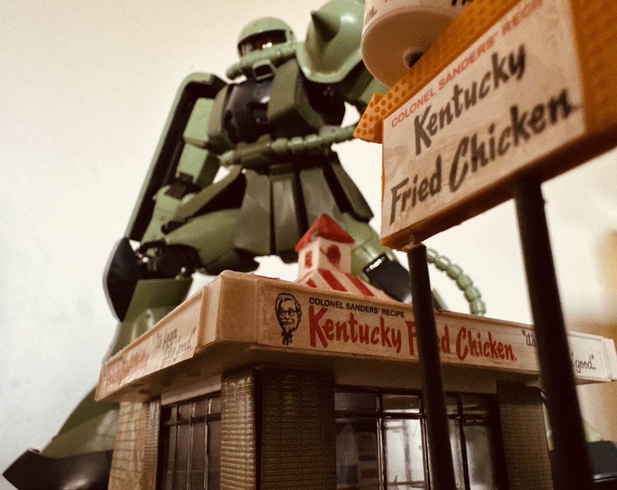 depibon's tweet photo. Hungry zaku #gundam https://t.co/PPbzCo48ik