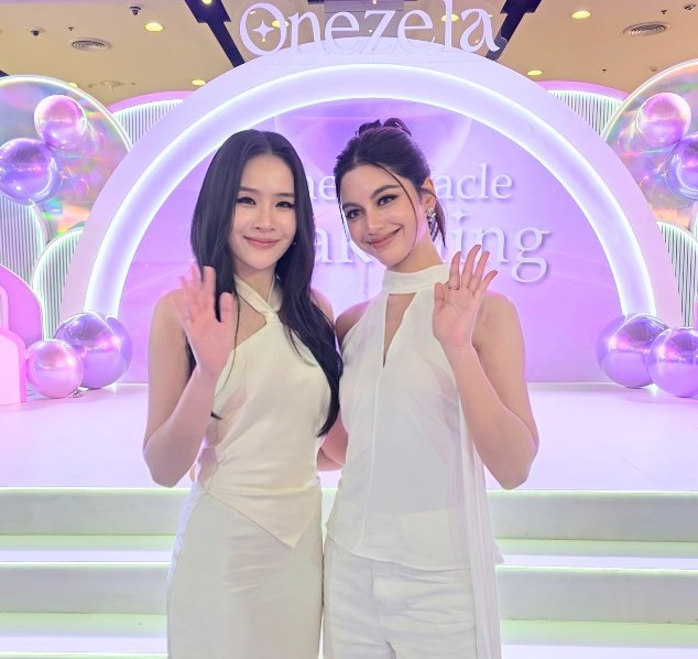 lushstylo15543's tweet photo. Shelly, in that white dress you look like a real-life Barbie — so delicate and so beautiful. And Pundao beside you looks truly gorgeous as well. Every color shines even brighter when you wear it. ❤️✨
#shellypundao
#onezeta
@shellybenda
@_pundao
@EverShellyFC https://t.co/RRop0AyqMG