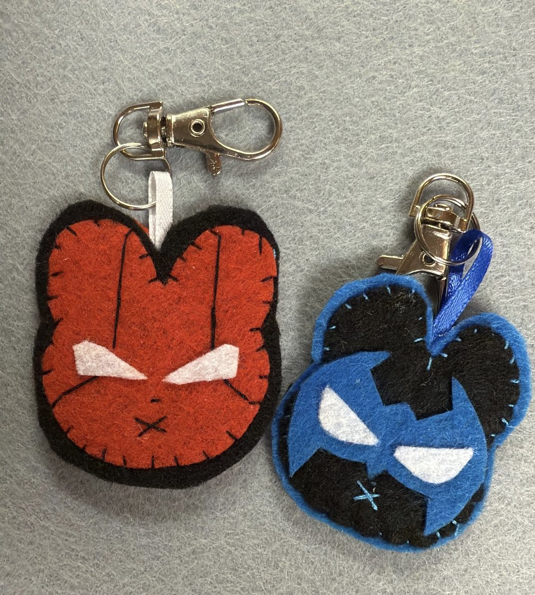 OH NO!!! I TURNED THEM INTO BUNNIES!!
#redhood #nightwing