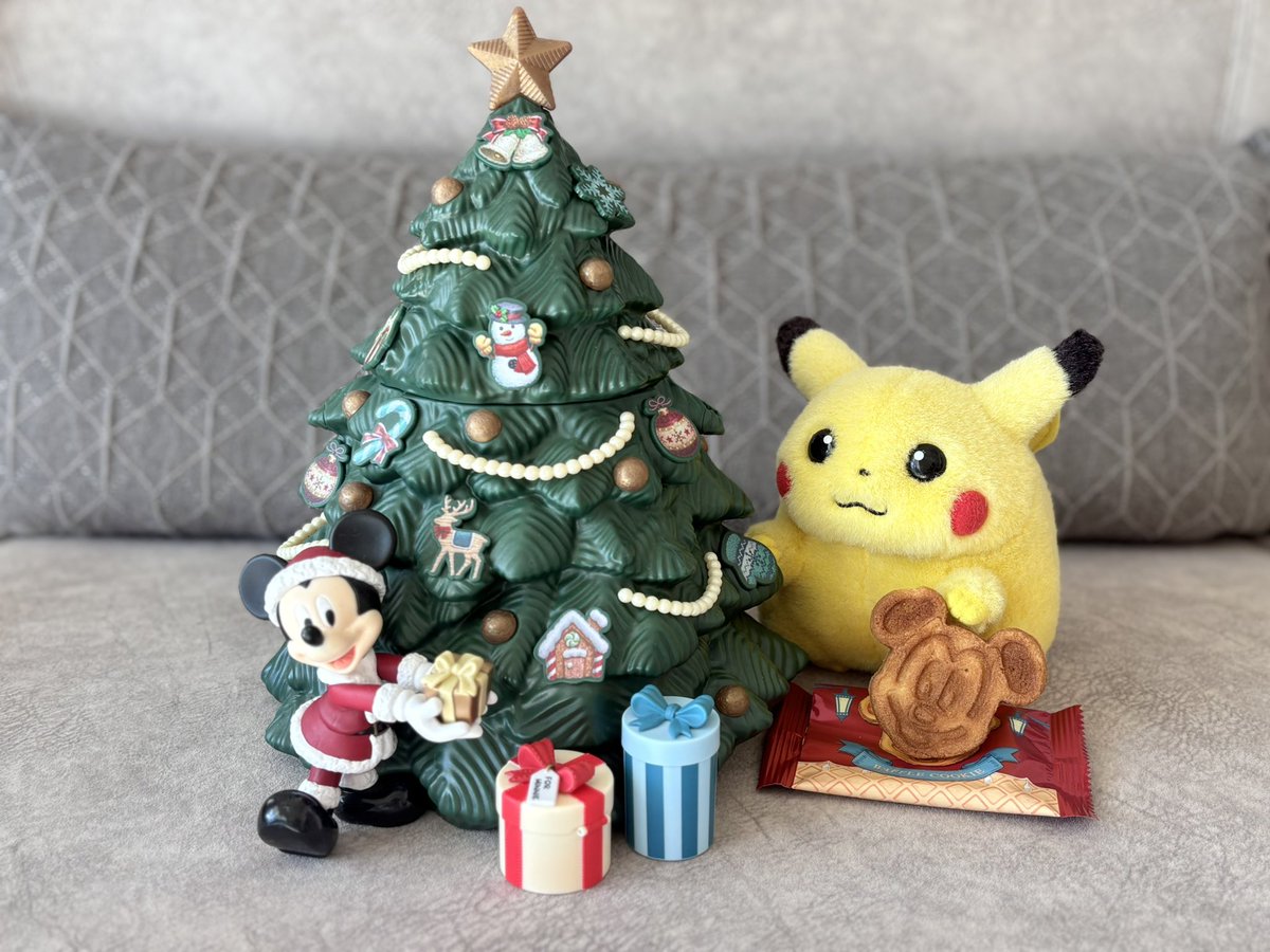 ﾋﾟｶちゃんより大先輩のネズミさんですョ