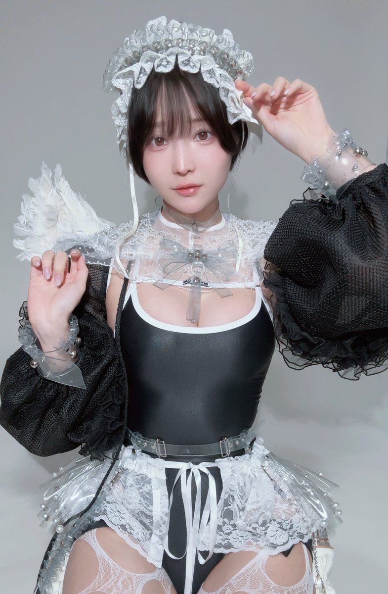 Ｍ企画さん@emuproject 
PEPESANSEAさん@_pepeswansea 
chaosさん@_konton 
ヘアメイクさん@kochan_obog_ 

このたび、 #NEOMICATOKYO 企画に参加をさせていただきました✨

12/19,20,21に原宿デザフェスギャラリーにて写真の展示や写真集が販売されますのでお楽しみにっ🫶 https://t.co/sgR3IwLff2