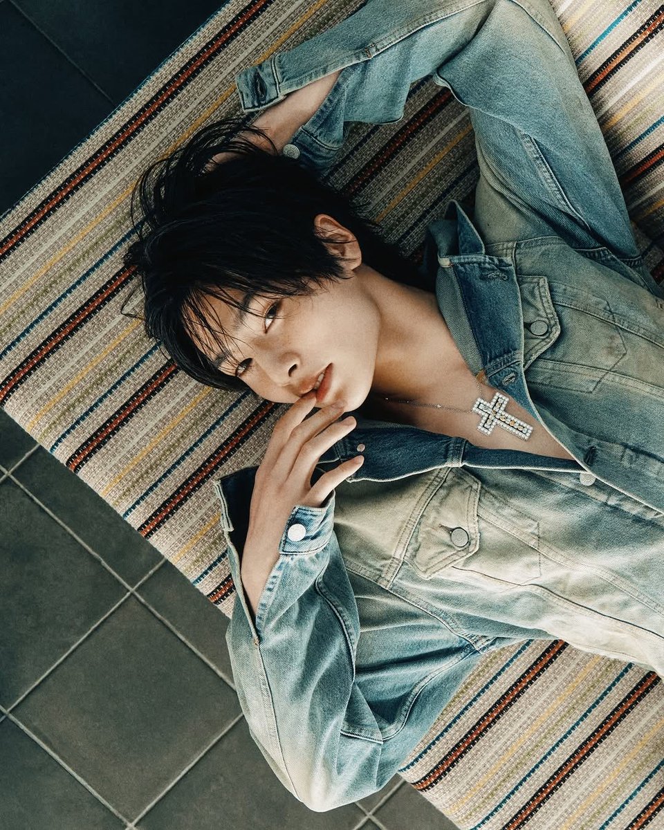 2yji8's tweet image. YANG FUCKING JEONGIN YOU ARE INSANE