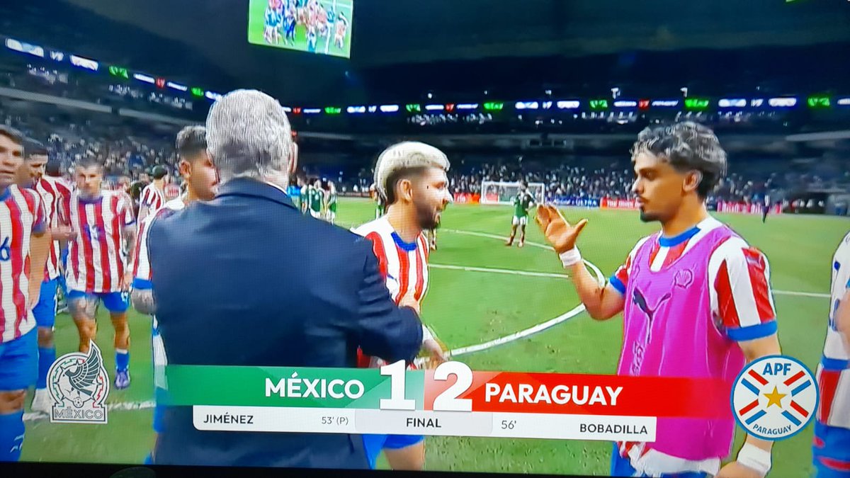 La Albirroja cosechó un merecido triunfo ante la selección mexicana, cerrando el combo en el norte del continente. Tony Sanabria y Damián Bobadilla marcaron los goles paraguayos.
El partido fue manejado por Paraguay y debió terminar en goleada albirroja con un pésimo arbitraje.