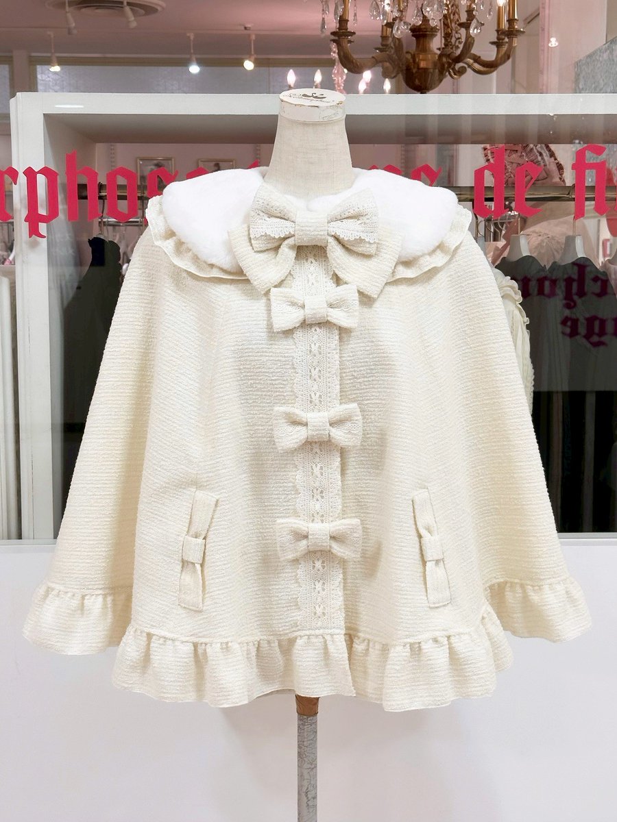 🌟おすすめアイテム🌟 🎀Twinkleリボンマント ￥39,380(税込) color