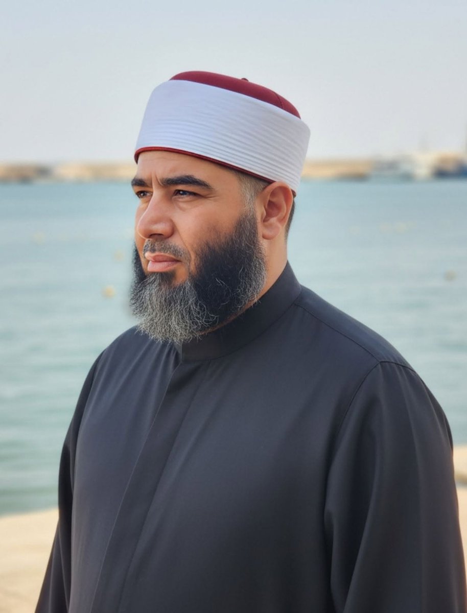 #عاجل
#توبة_جميل_فؤاد_الأزهري من المذهب الصوفي الأشعري والرحوع لمنهج ومعتقد أهل السنة والجماعة
#قالها_مدوية
#أنا_الأزهري الذي رجع إلى عقيدة السلف،
ولست من أشاعرة اليوم الذين أقرب إلى المعتزلة والجهمية
#أنا_السلفي منهجي القرآن والسنة بفهم السلف الصالح من القرون الثلاثة الخيرية