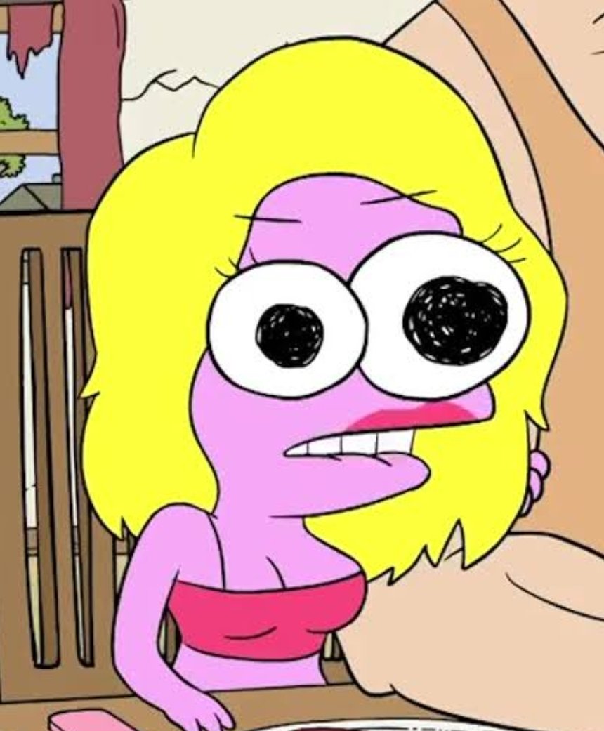 intiewebs's tweet image. I think they should kiss