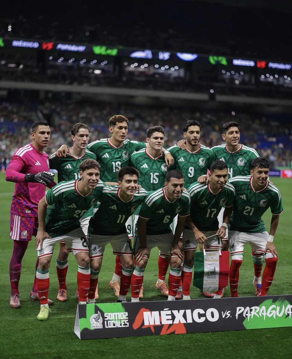 😳🇲🇽 México SOLO SUMÓ DOS VICTORIAS en sus ÚLTIMOS ¡18 PARTIDOS! contra selecciones CONMEBOL desde 2021 hasta hoy:

❌ 2-3 vs Ecuador 🇪🇨
➖ 2-2 vs Chile 🇨🇱
❌ 0-3 vs Uruguay 🇺🇾
➖ 0-0 vs Ecuador 🇪🇨
❌ 0-1 vs Paraguay 🇵🇾
✅ 1-0 vs Perú 🇵🇪
❌ 2-3 vs Colombia 🇨🇴
❌ 0-2 vs Argentina