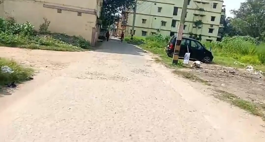 <a href="/RameshMeher_/">Ramesh Meher</a> <a href="/CMO_Odisha/">CMO Odisha</a> <a href="/HUDDeptOdisha/">H & UD Dept</a> <a href="/jsgmunicipality/">Jharsuguda Municipality</a> The issue has been resolved and the area is cleaned now.