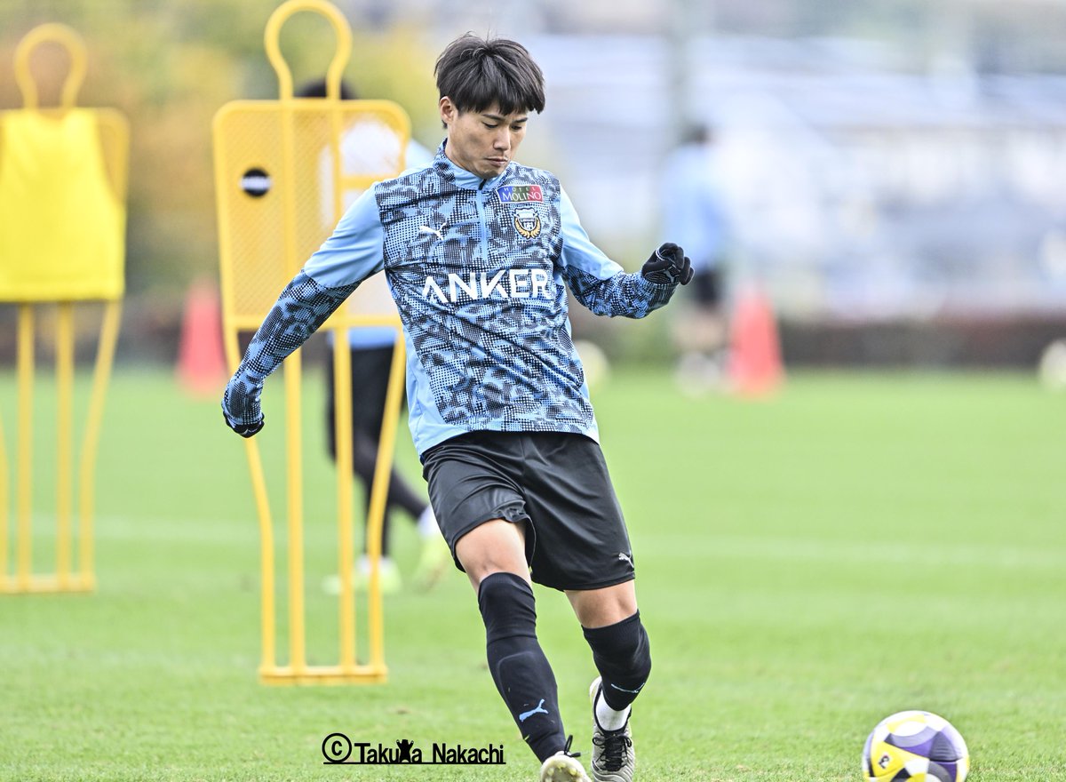 ikinikuishiro's tweet image. ＃川崎フロンターレ #佐々木旭 選手に、引退する ＃車屋紳太郎 選手への想いを聞きました！
焼肉のいい話、ボーリングの話、そして、車屋軍団を目標に据えた旭軍団の展望などを聞いています！
２人の人柄が分かる内容なので、ぜひ、読んでください！…