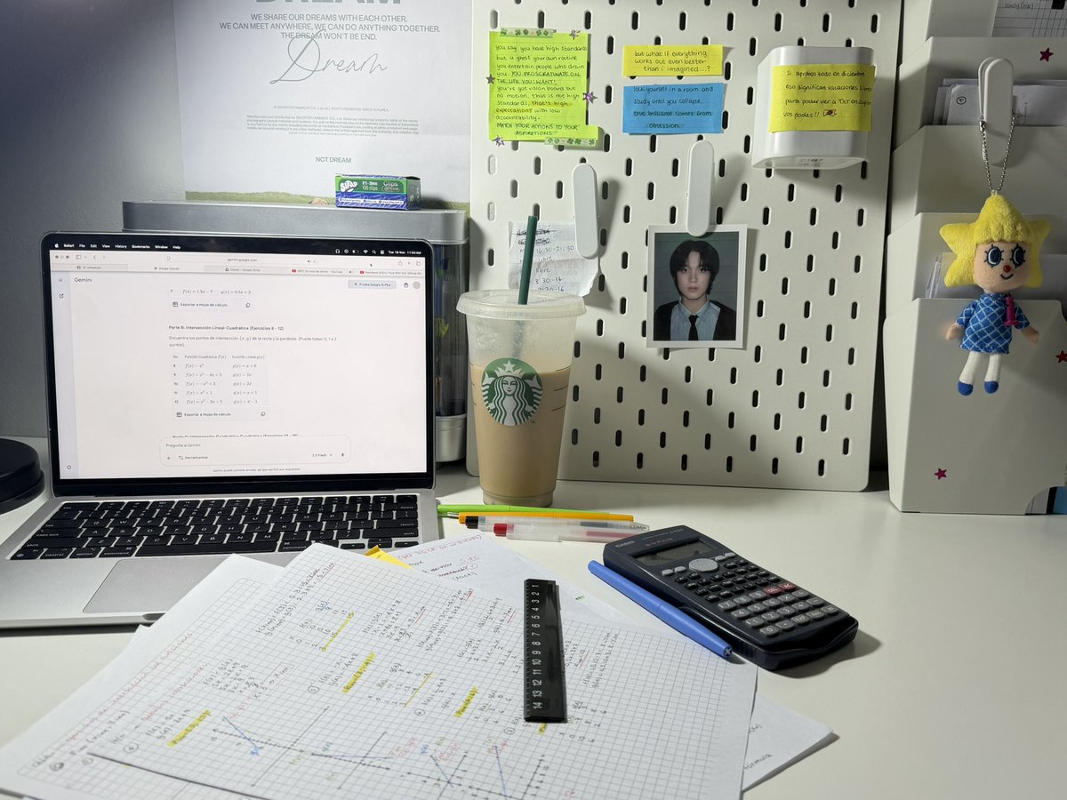 soobieeeeee's tweet image. D-17