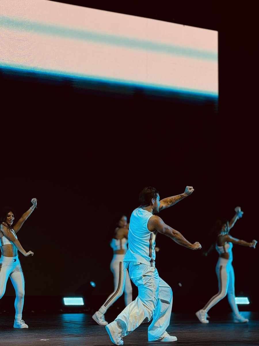 SourceBaileyMay's tweet image. Alguns registros do Bailey no show de São Paulo, 15/11. 📸❤️‍🔥

Créditos: @jotaklebrr
 #NowOrNeverTour