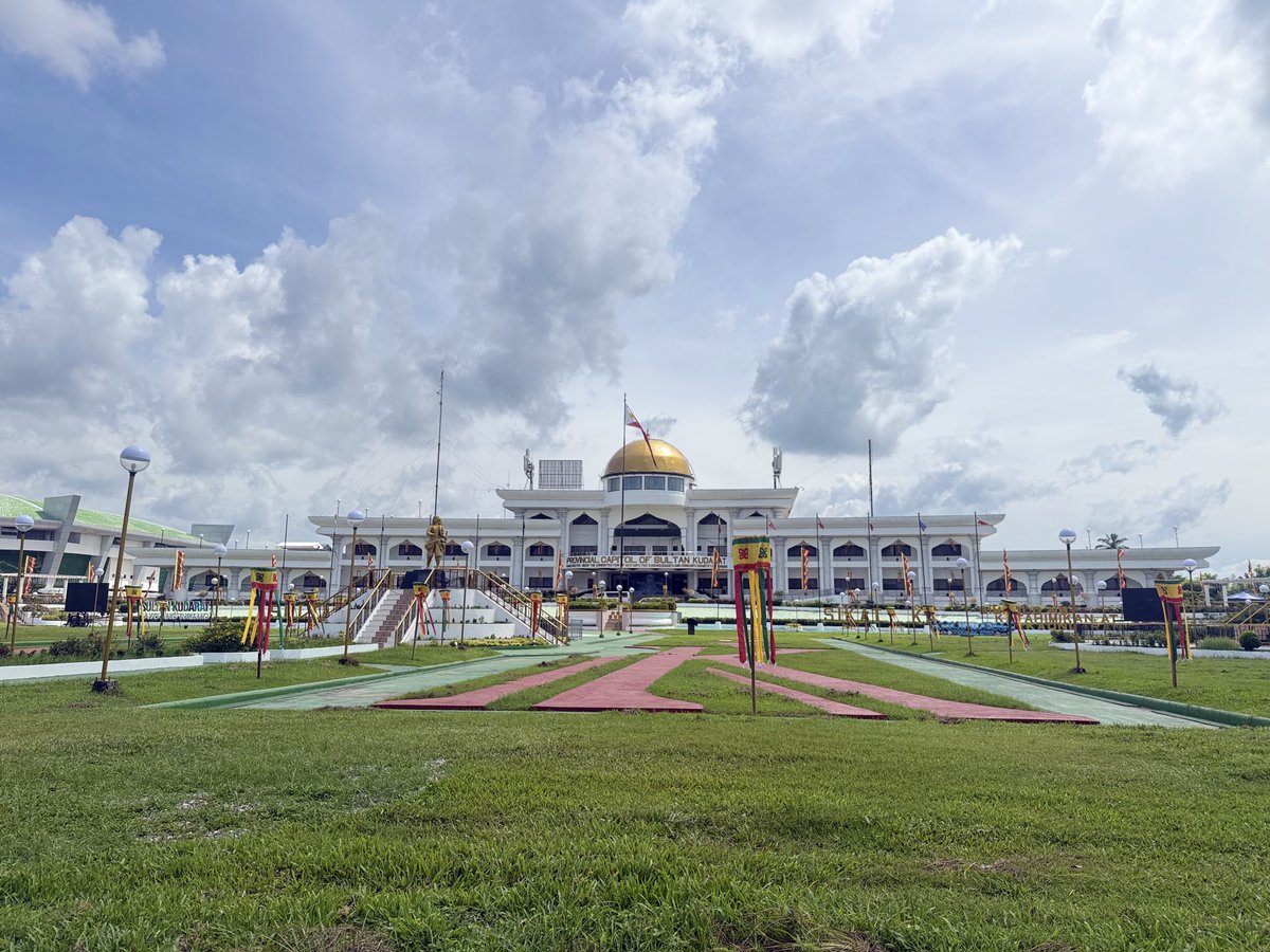 dominicprg's tweet image. Ganda naman ng KAPTILYO.

Pero grabe ang INIT 😅

SB19 AT KALIMUDAN 2025
@SB19Official #SB19
#SB19atKalimudan2025