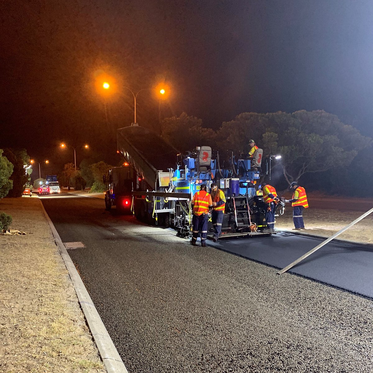 🆕 Case Study Alert - How Main Roads Western Australia Transformed End-of-Life Tyres into Sustainable Road Infrastructure 🛣️ 
Read more: shorturl.at/8ZDpe <a href="/Perth_Traffic/">Main Roads WA</a>