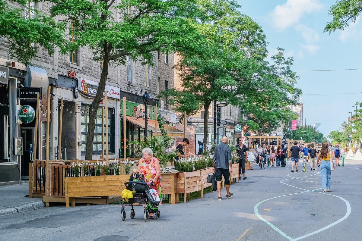 modacitylife's tweet image. &quot;If we want public space where we feel safe and welcome, and where we have a sense of ownership, we have to change mobility.&quot; Major changes are taking place in cities worldwide in the areas of housing, safety and sustainability—and women are the forefront: bit.ly/44jk3QR