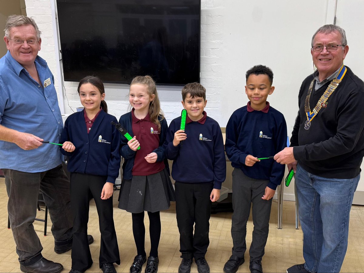 🚴‍♂️💡 Big shoutout to Wilton Rotarian Aubrey Steele!
After cycling 60 miles for charity in September, Aubrey raised enough to give every child at Wilton Primary an LED flash strip to help keep them visible on dark school runs. 🌙✨
#Rotary #Wilton #RoadSafety #PeopleOfAction