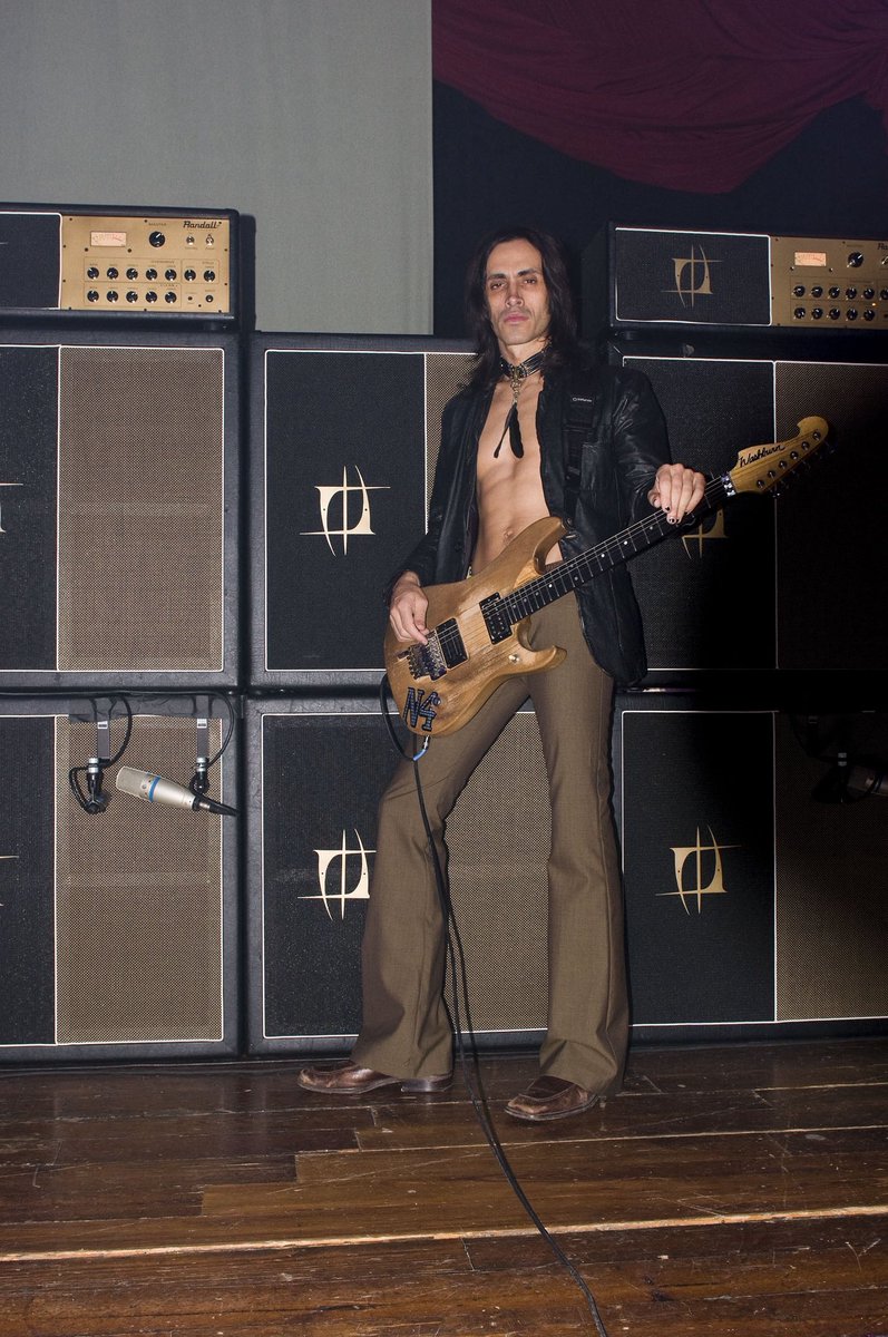 織りなすヌーノは