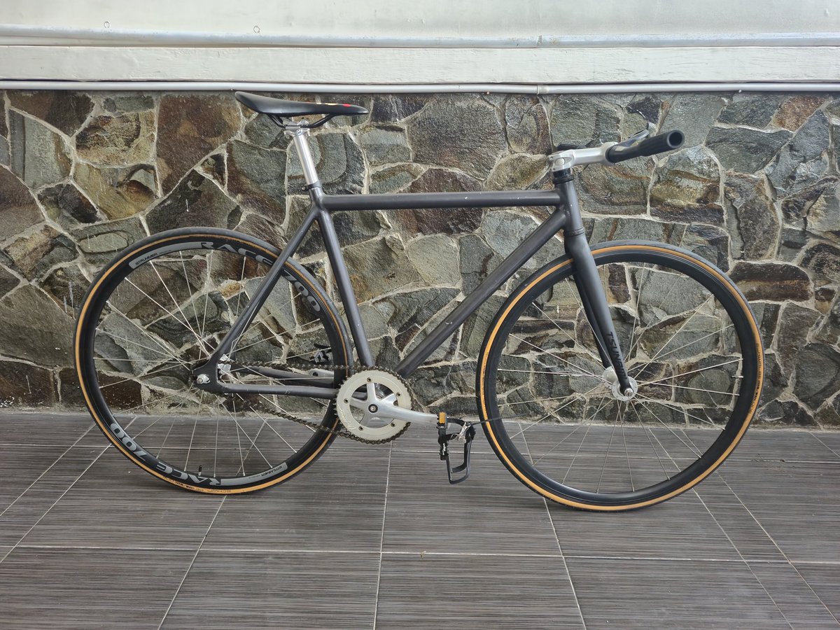 dvnd_'s tweet image. Wts soloist 71 fullbike 4.5jt sidoarjo no mutil spek alt #fnfjb