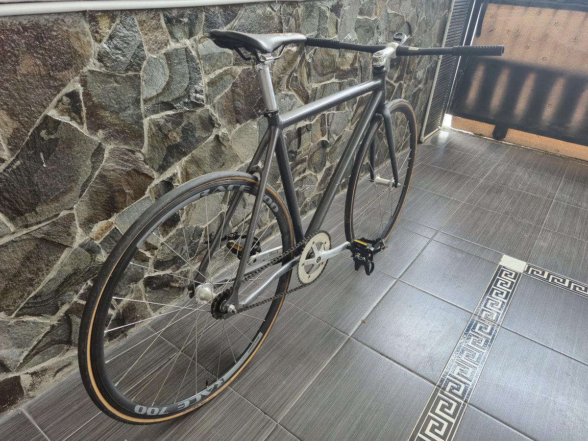 dvnd_'s tweet image. Wts soloist 71 fullbike 4.5jt sidoarjo no mutil spek alt #fnfjb