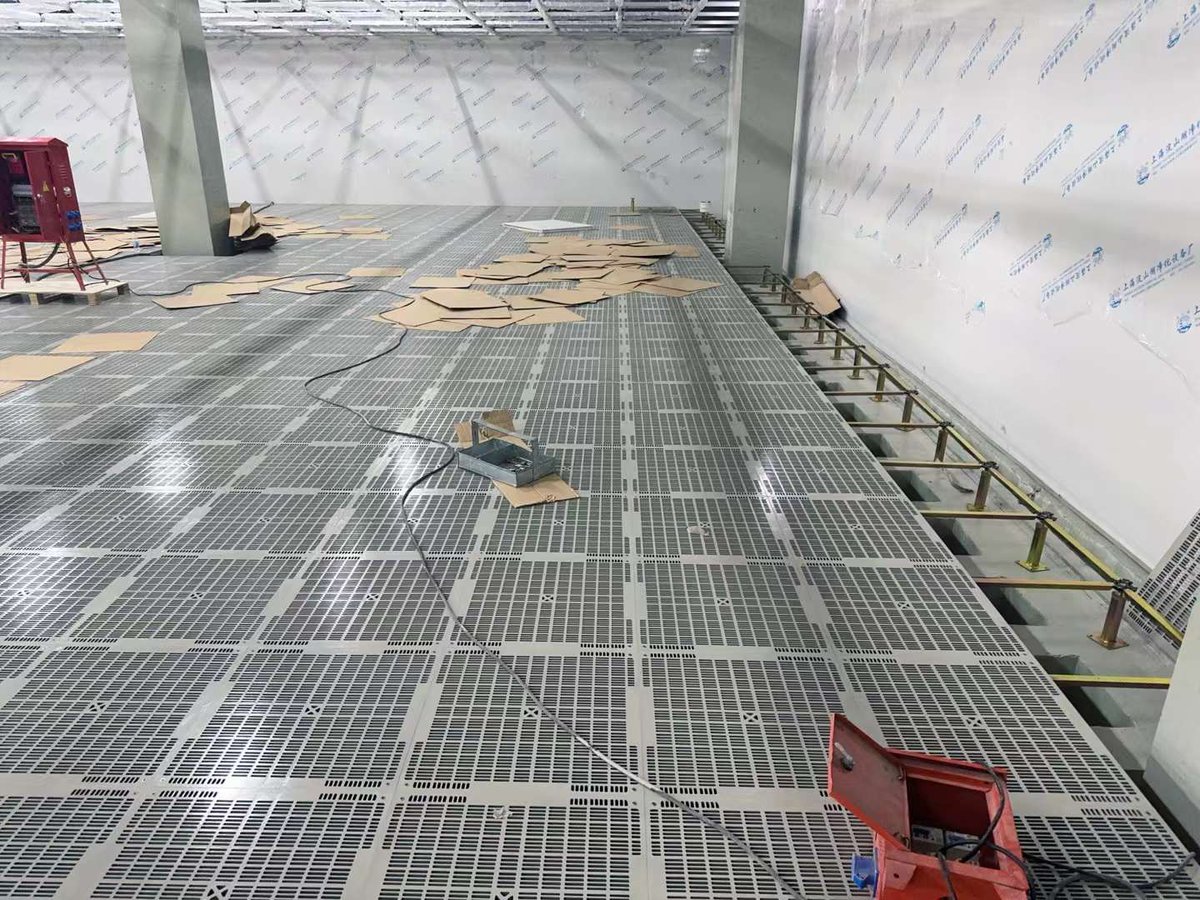 collenhancn's tweet photo. 50% air flow raised floor project https://t.co/ZjznNa7mIX