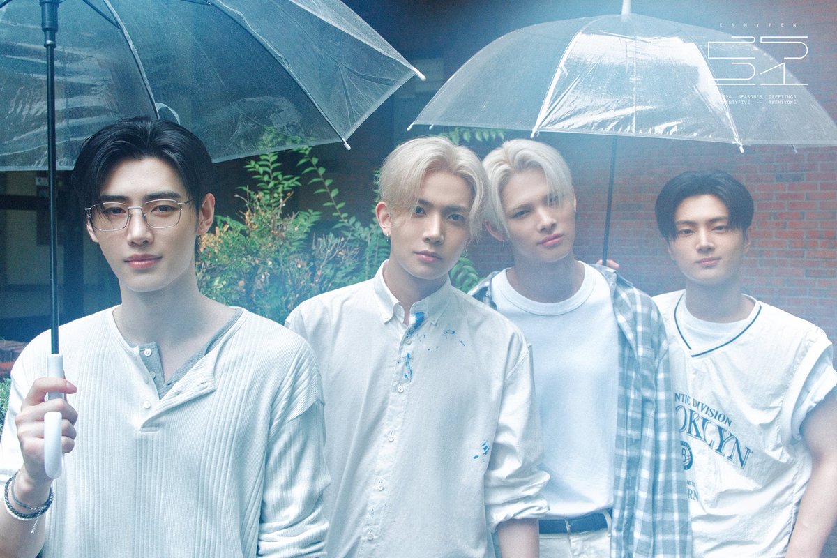 enhypenweverse's tweet image. [PHOTO] 251119

ENHYPEN 2026 SEASON&apos;S GREETINGS Preview Cuts #2 

(1/3) 

@ENHYPEN_members @ENHYPEN #ENHYPEN #엔하이픈