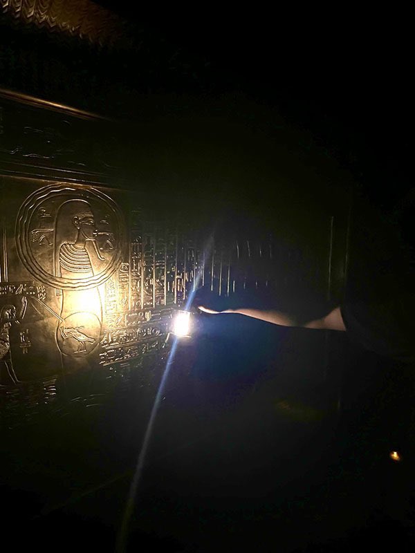 hamakoreykhm's tweet image. 横浜の古代エジプト展「ナイトミュージアム」12月の開催決定！ランタン片手に暗がりの館内探索 hamakore.yokohama/yokohama-tutan… ≫