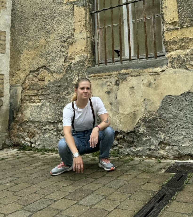 djamshul's tweet image. I can do both, i guess