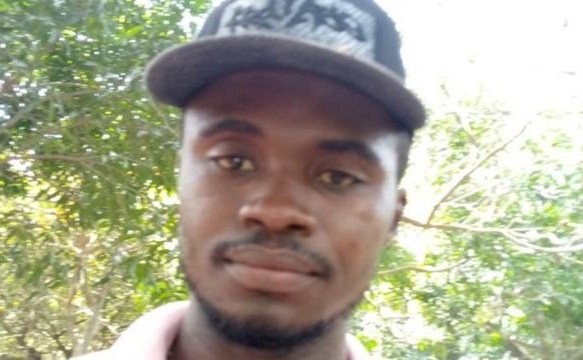 IgboHistoFacts's tweet image. 5 years ago today, Ifeanyi Okereke, a newspaper vendor, was shot dead in Abuja by a security aide of Femi Gbajabiamila — for no just reason. His wife had given birth two weeks earlier. Since then, the case has been swept under the carpet.

Retweet until Ifeanyi gets justice! 🙏