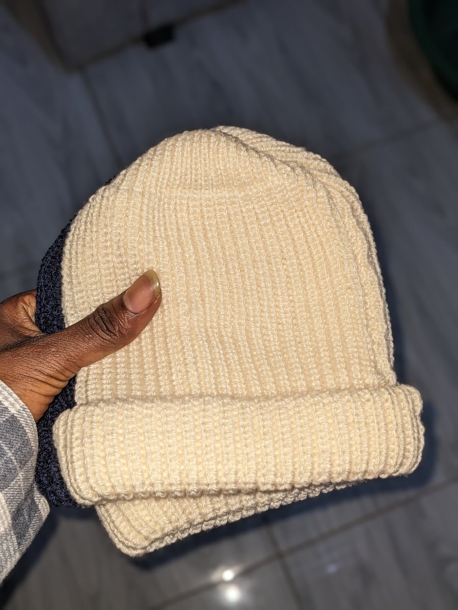 slimmammie's tweet image. Beanies are back🤭🤭
Kuja kwa mphepo uku 

Mk10,500 only
Blantre