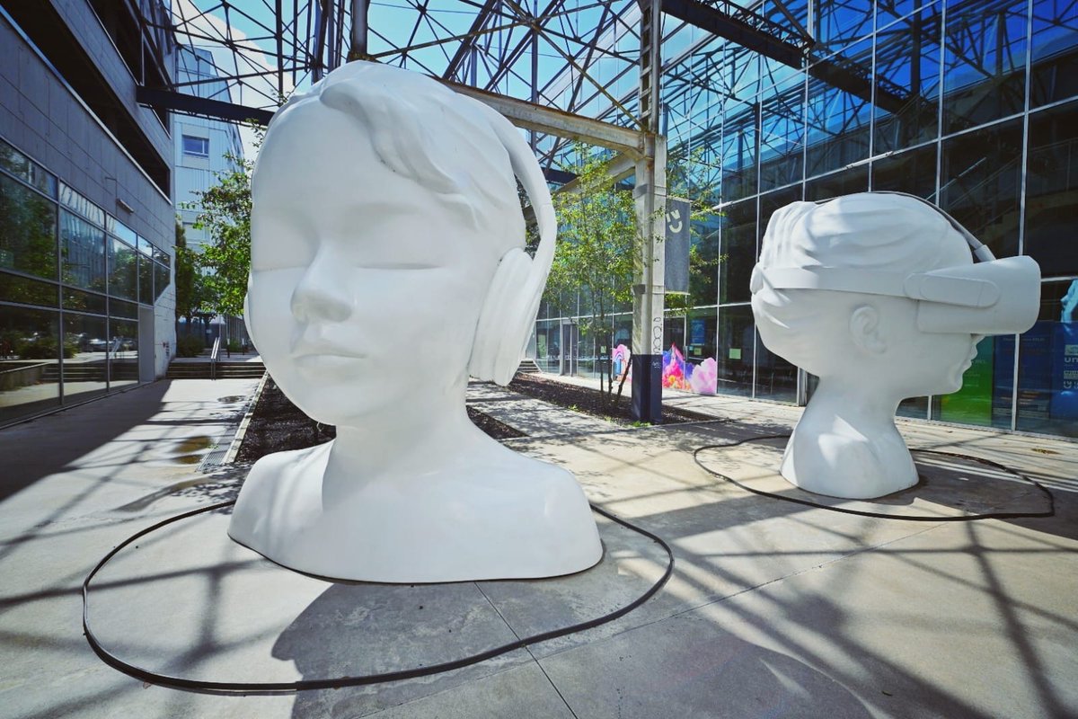 [cultura] ✨Nantes , la città più innovativa di Francia , e’ un crocevia di cultura e creatività’ . Dalle opere architettoniche alle iniziative artistiche #ExploreFrance #nantes 
📸 M. Carulli