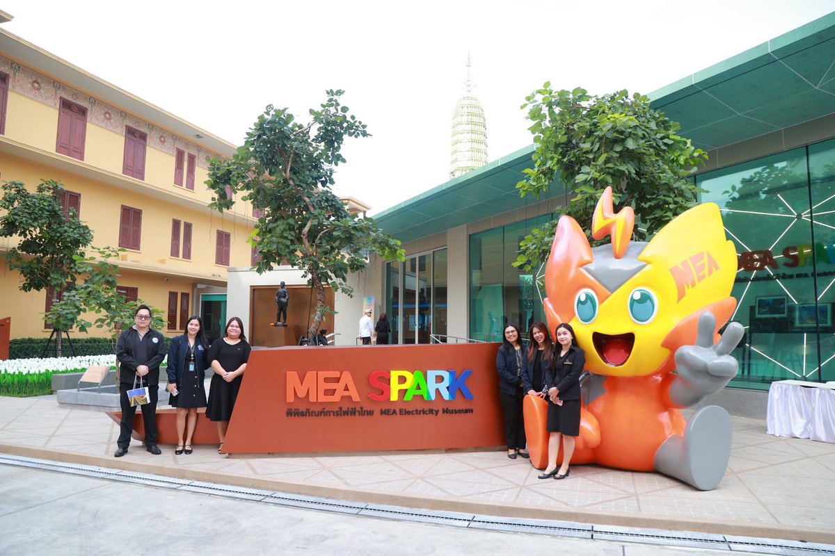 mea_news's tweet image. MEA SPARK เปิดบ้านต้อนรับ การทางพิเศษแห่งประเทศไทย แลกเปลี่ยนเรียนรู้นวัตกรรมไฟฟ้า พร้อมสานต่อความร่วมมือระหว่างหน่วยงาน

อ่านเพิ่มเติม คลิก : facebook.com/share/p/1CzysU…

#MEASPARK #พิพิธภัณฑ์การไฟฟ้าไทย #พิพิธภัณฑ์สีเขียว
#การทางพิเศษแห่งประเทศไทย #กทพ
#MEA #การไฟฟ้านครหลวง