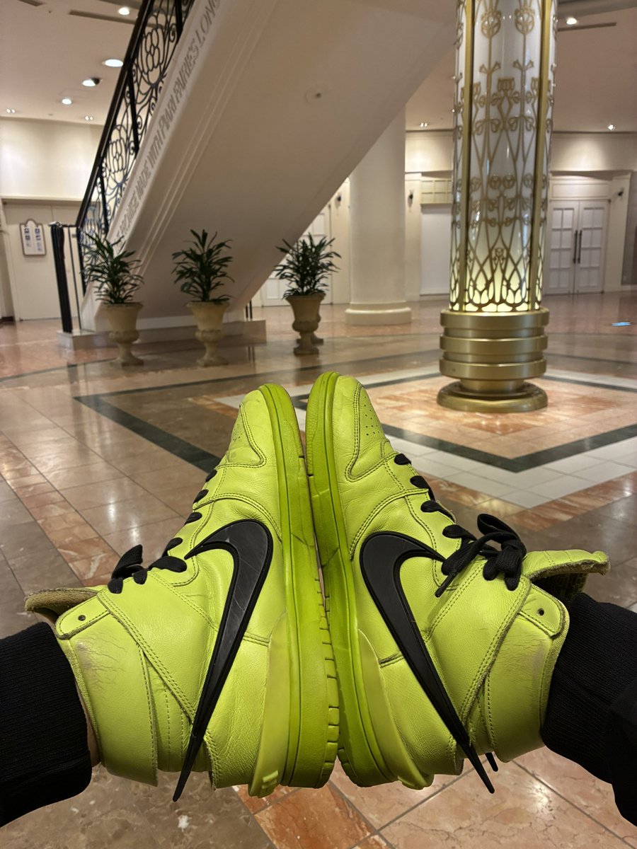 Dempa_exe's tweet image. ディズニーランド(の横のモール)に来たぞ