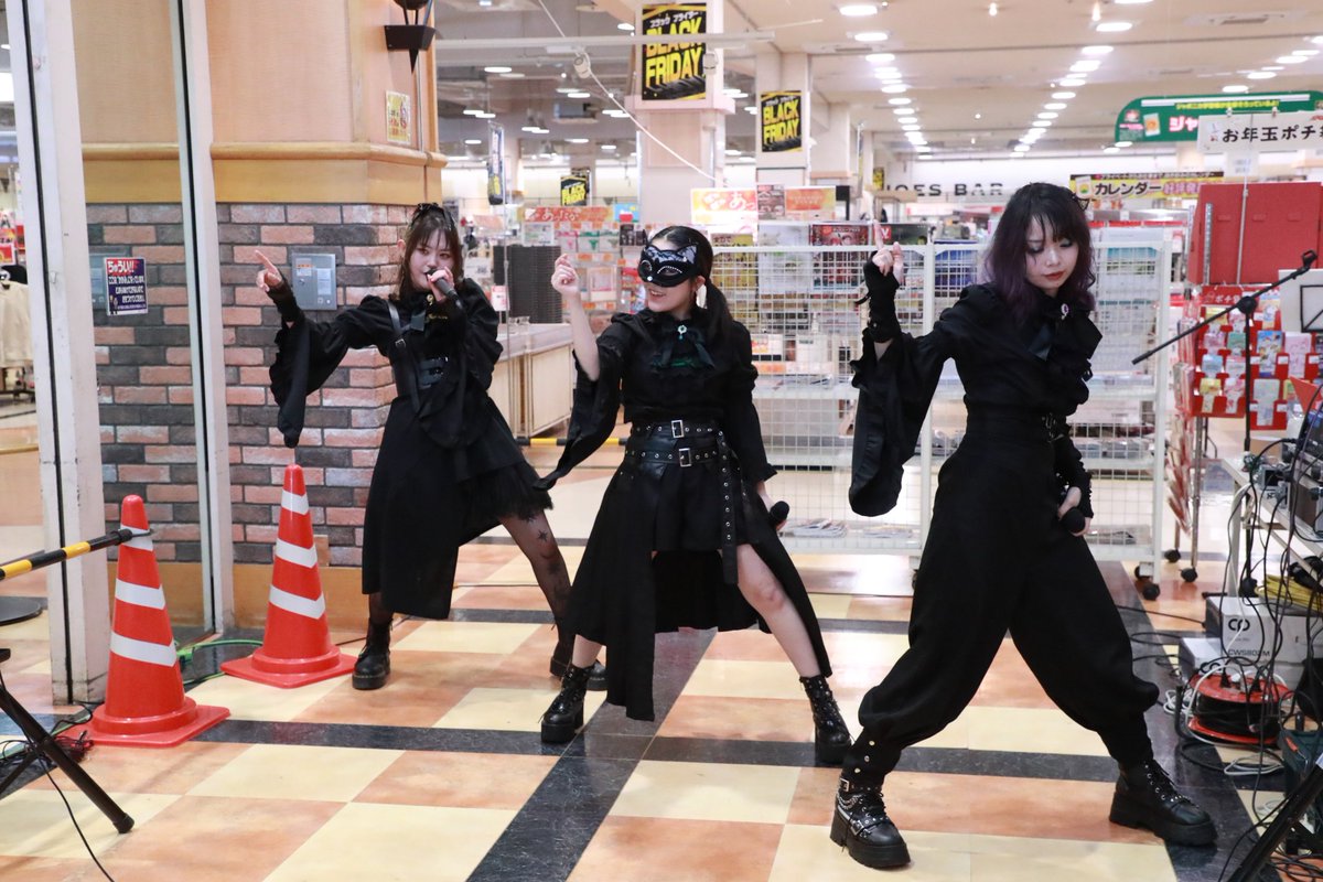 toshiページ toshi@速攻クビのマネージャー❤️ on X