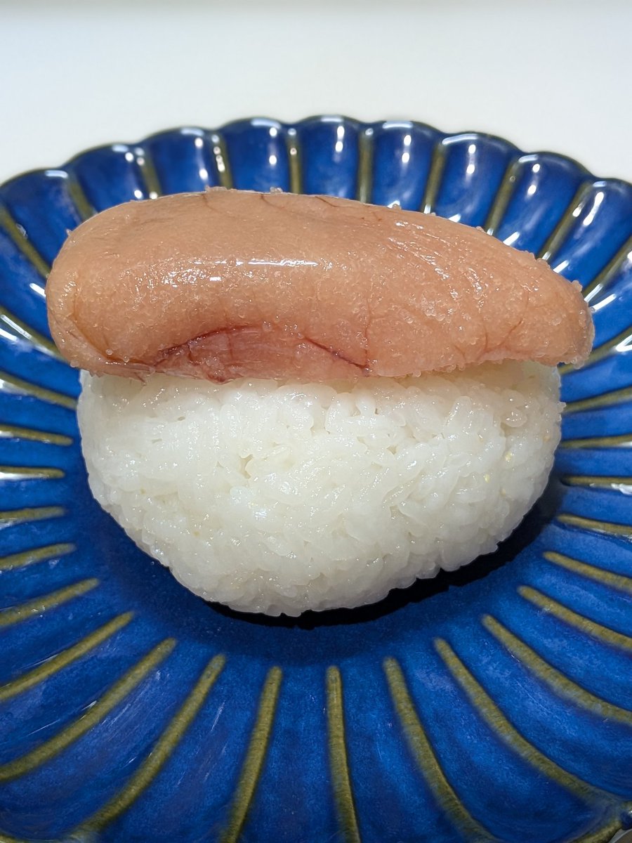Lotus_Sendai's tweet photo. #OnigiriAction FOR JAPAN
たらこおにぎり https://t.co/O6oZndRpEU