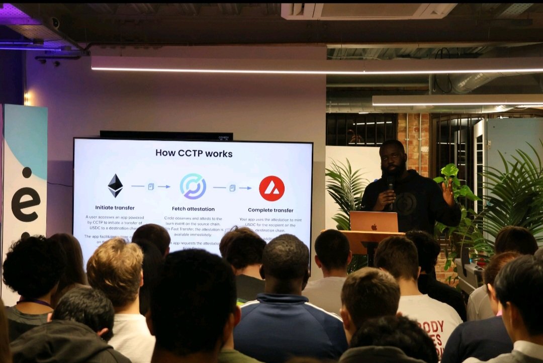 Arc_launchpad's tweet image. We had an incredible time at the @arc x @Circle DeFi Hackathon!

A big shout out to @encodeclub @BuildOnCircle &amp;amp; everyone who made this innovative gathering a success.

Our Solution is simple ⤵️
💎 Launch, Lock, Stake, Earn Like Magic.

 Coming Soon On #ARCNetwork 

#Circle #ARC