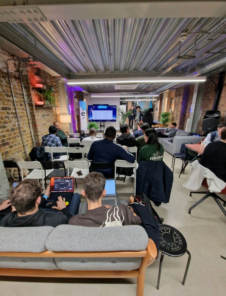 Arc_launchpad's tweet image. We had an incredible time at the @arc x @Circle DeFi Hackathon!

A big shout out to @encodeclub @BuildOnCircle &amp;amp; everyone who made this innovative gathering a success.

Our Solution is simple ⤵️
💎 Launch, Lock, Stake, Earn Like Magic.

 Coming Soon On #ARCNetwork 

#Circle #ARC