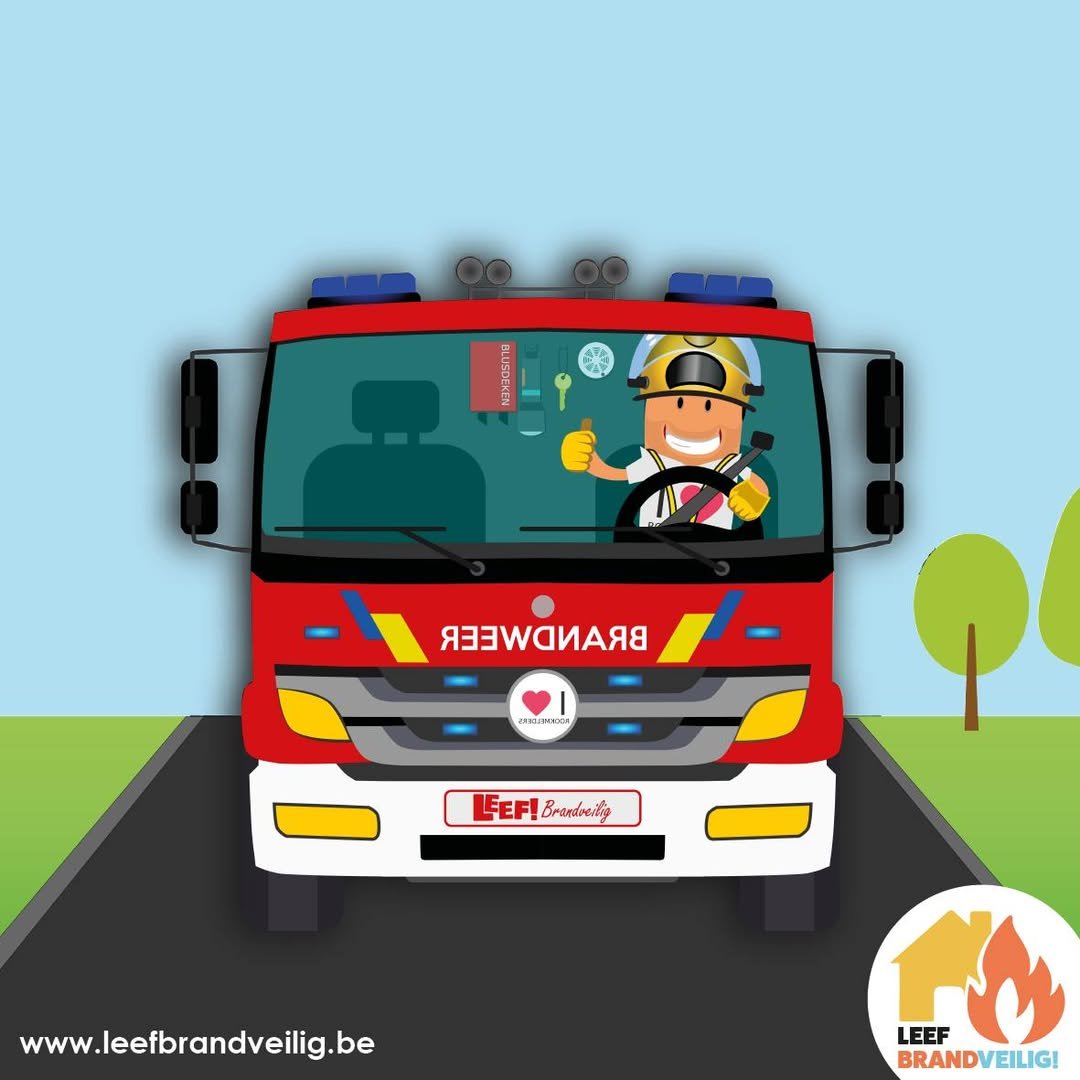 🚒 Brandweer, 👨‍🚒 mannen weten waarom! Ook echte vrouwen zijn bij de brandweer maar het is 'Internationale Mannendag, dus gaat de aandacht vandaag naar de brandweerman. Beiden staan in weer en wind paraat om mens en dier te helpen. #LeefBrandveilig #Mannendag