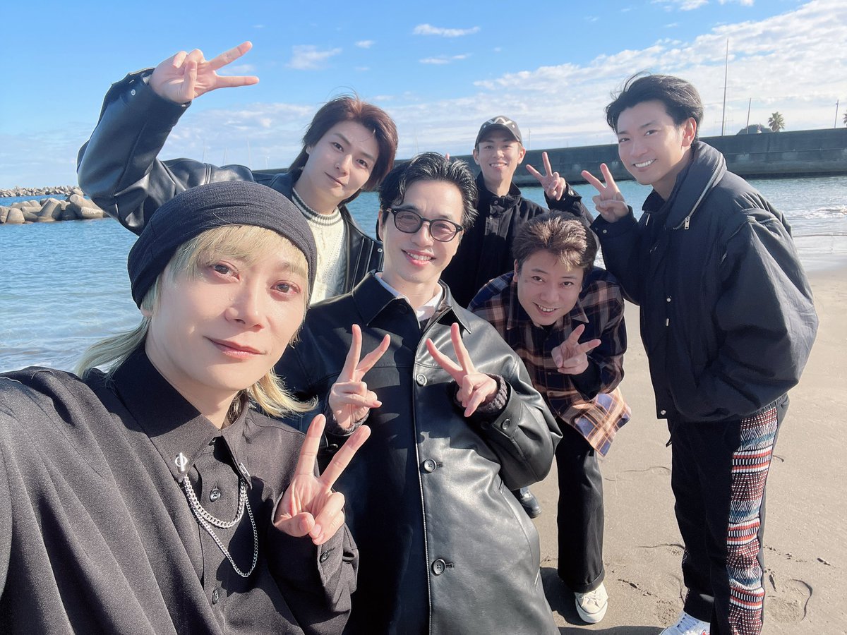 Ren_Official's tweet image. タッキーに会ってきたよ⭐️こんなメンバーで⭐️
22日から始まるミュージカル『青春-AOHARU-鉄道』コンサートRails Live 2025🛤️の報告と成功するためのパワーも頂いてきました🚃💨全部繋がってる^ ^

with
KIMEさん・圭ちゃん・コウジくん・兼ちゃん・なおや

#鉄ミュ
#青春鉄道