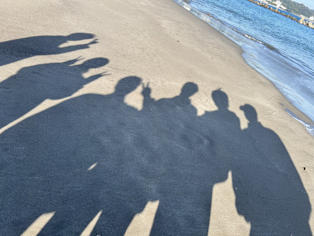 Ren_Official's tweet image. タッキーに会ってきたよ⭐️こんなメンバーで⭐️
22日から始まるミュージカル『青春-AOHARU-鉄道』コンサートRails Live 2025🛤️の報告と成功するためのパワーも頂いてきました🚃💨全部繋がってる^ ^

with
KIMEさん・圭ちゃん・コウジくん・兼ちゃん・なおや

#鉄ミュ
#青春鉄道