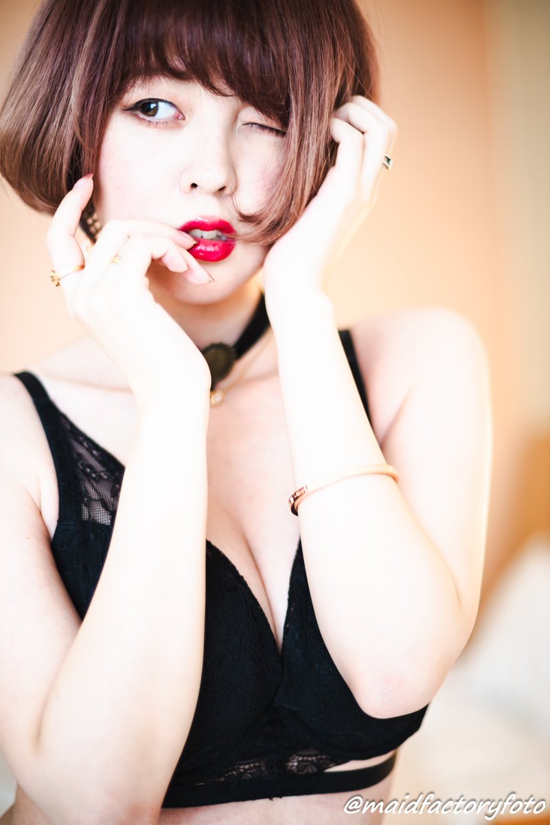 懐かしい一枚

<a href="/naru_portrait2/">Naru@凍結のため作り直しました</a>