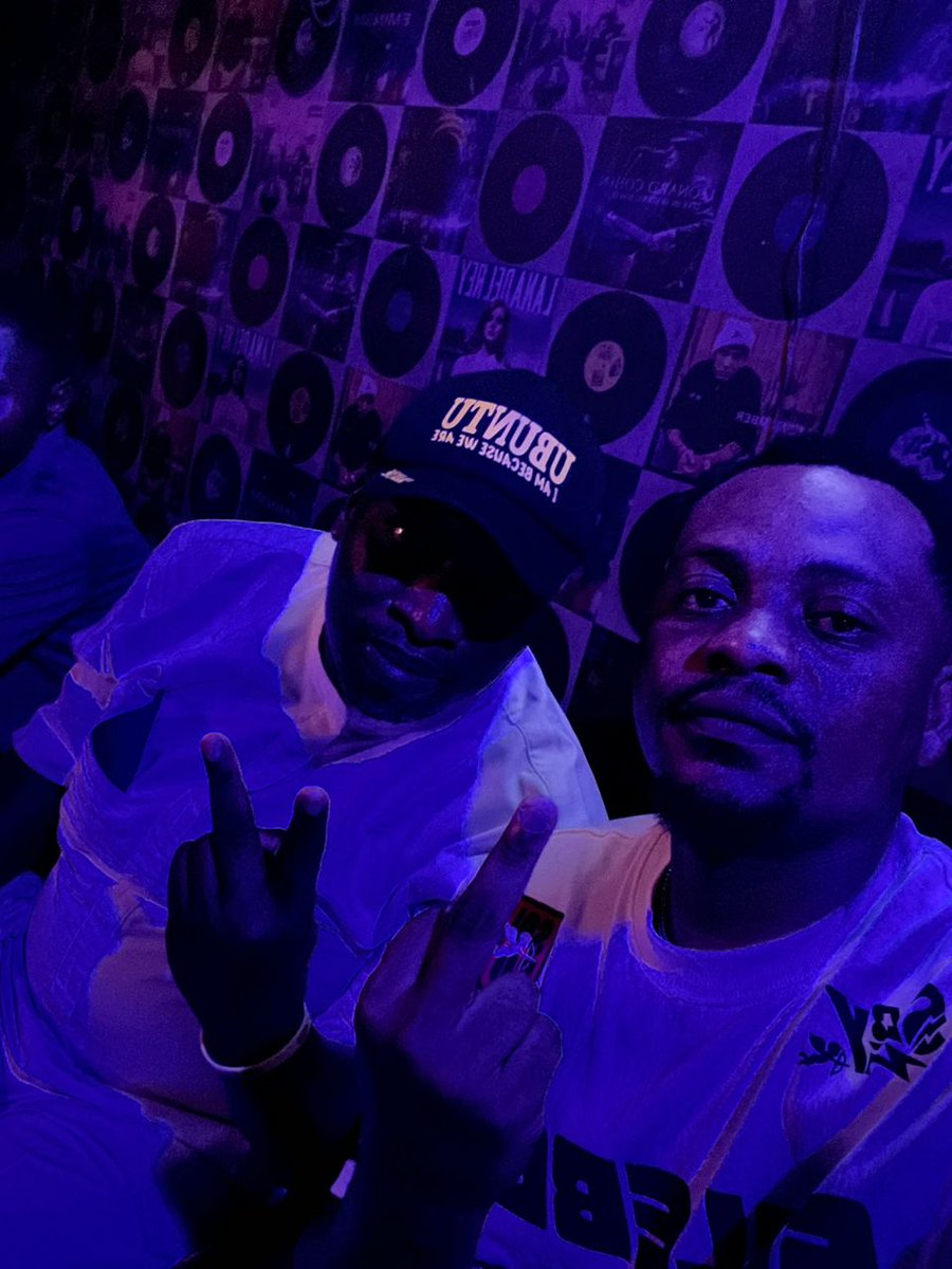 Howadlion's tweet image. 