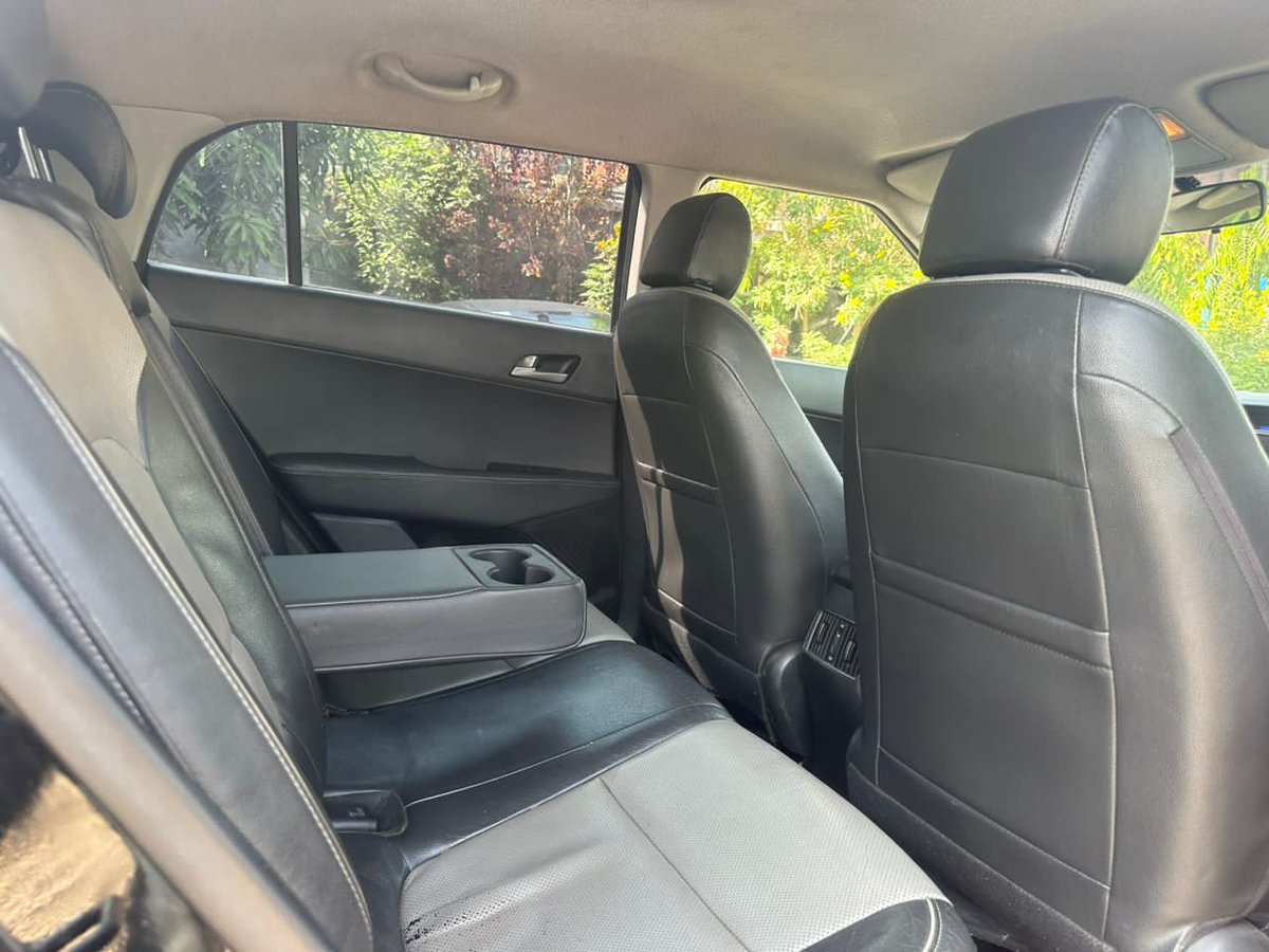 specmanreal's tweet image. 2016 Hyundai Creta 
Bought Brandnew
Registered 

🏷️10.5m Naira 
📍ABUJA 🇳🇬

DM or Call 📞 07052767321
Nationwide Delivery 🚚 

Please follow and retweet 🙏🏽 
Clean Cars Only