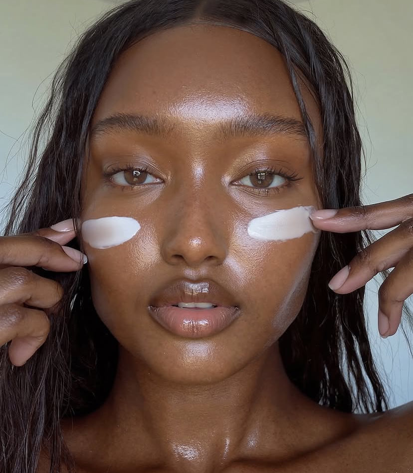 keviina4ayana's tweet image. A skincare brand is currently sourcing UGC creators in the US and Canada for an upcoming paid campaign.
If you create clean, aesthetic, skin-focused visuals, send a DM with your email and portfolio for review.

#UGC #UGCcreators #BeautyCreators #SkincareCreators #UGCcommunity