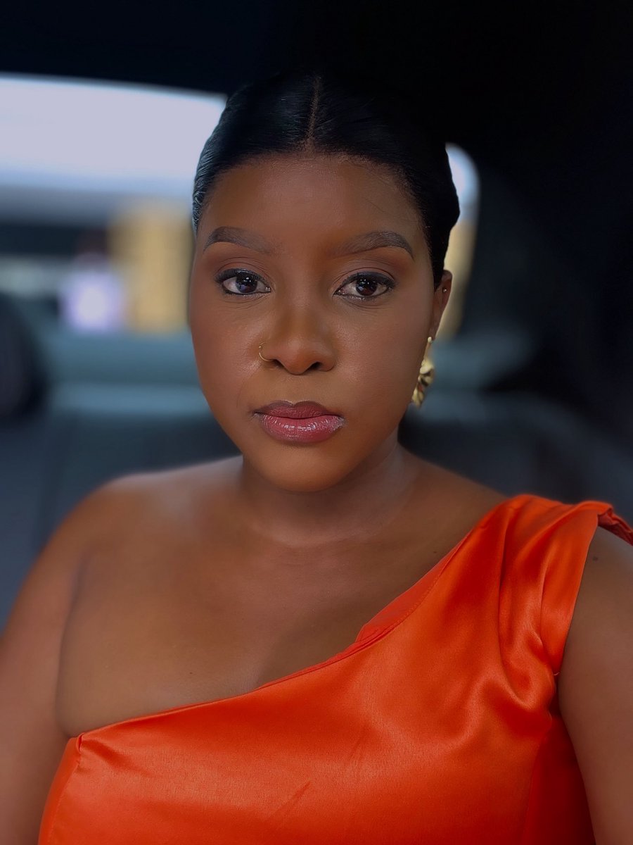 My new single Bells is out now!
Let it ring in your playlists 🔔🎶
Stream &amp; share everywhere.
#NewMusic

MUA &amp; Hairstyling Pearl’s Makeover Parlour

music.apple.com/bw/album/bells…

open.spotify.com/track/4r92jyep…