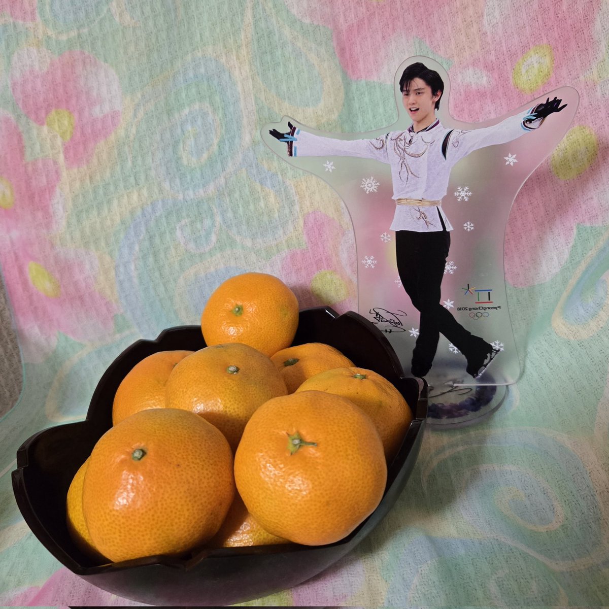 メンシプ私書箱 主人の知人より毎年送って頂くみかん🍊 甘くてこの季節