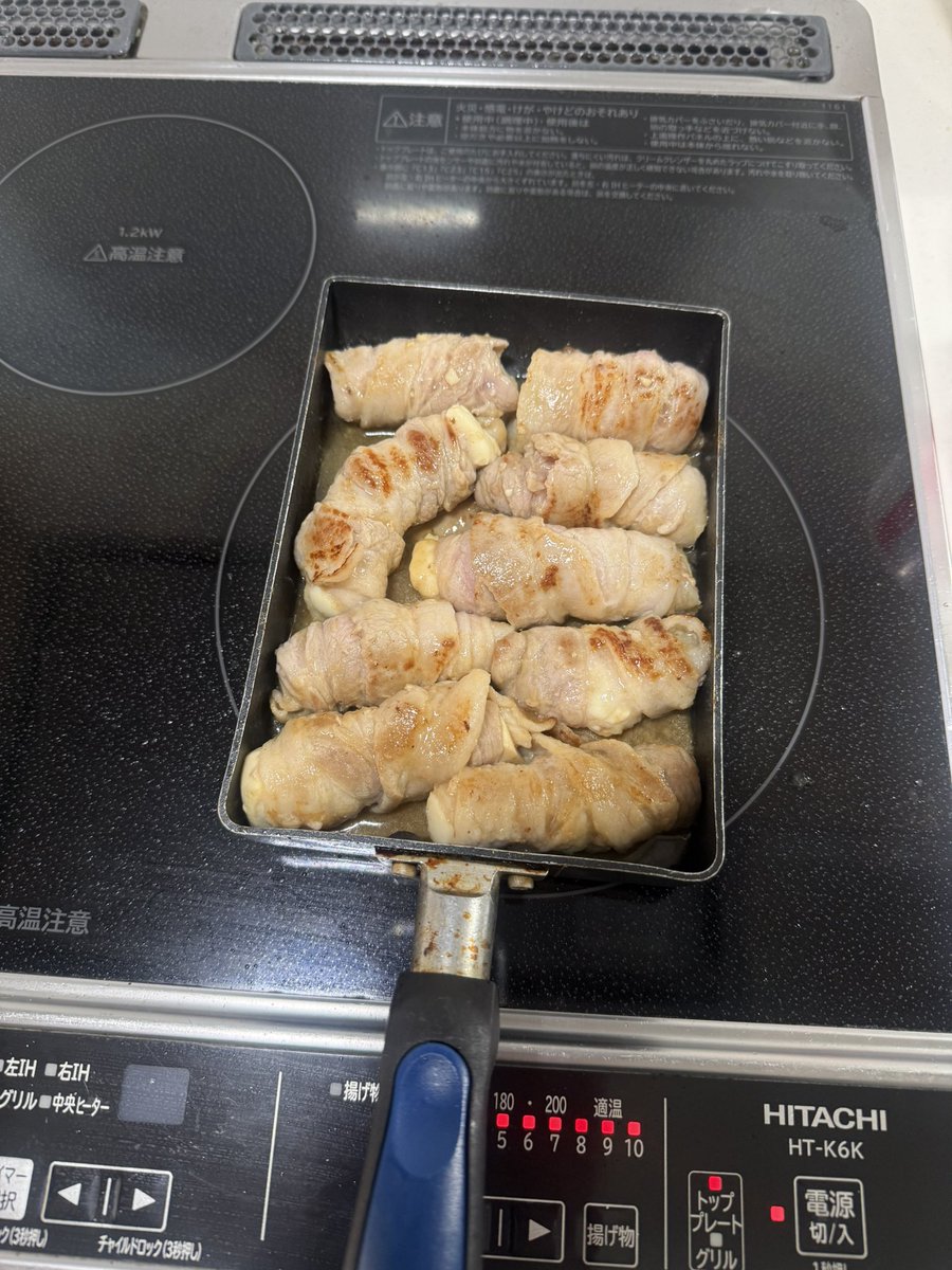 __drowning___'s tweet photo. お家でご飯 https://t.co/GYHVm7MA68