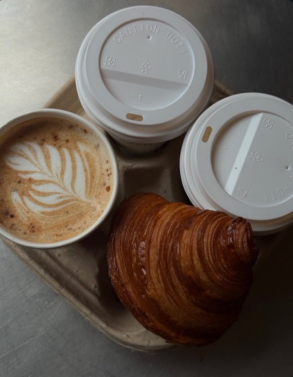 _annnsophie's tweet image. wednesday