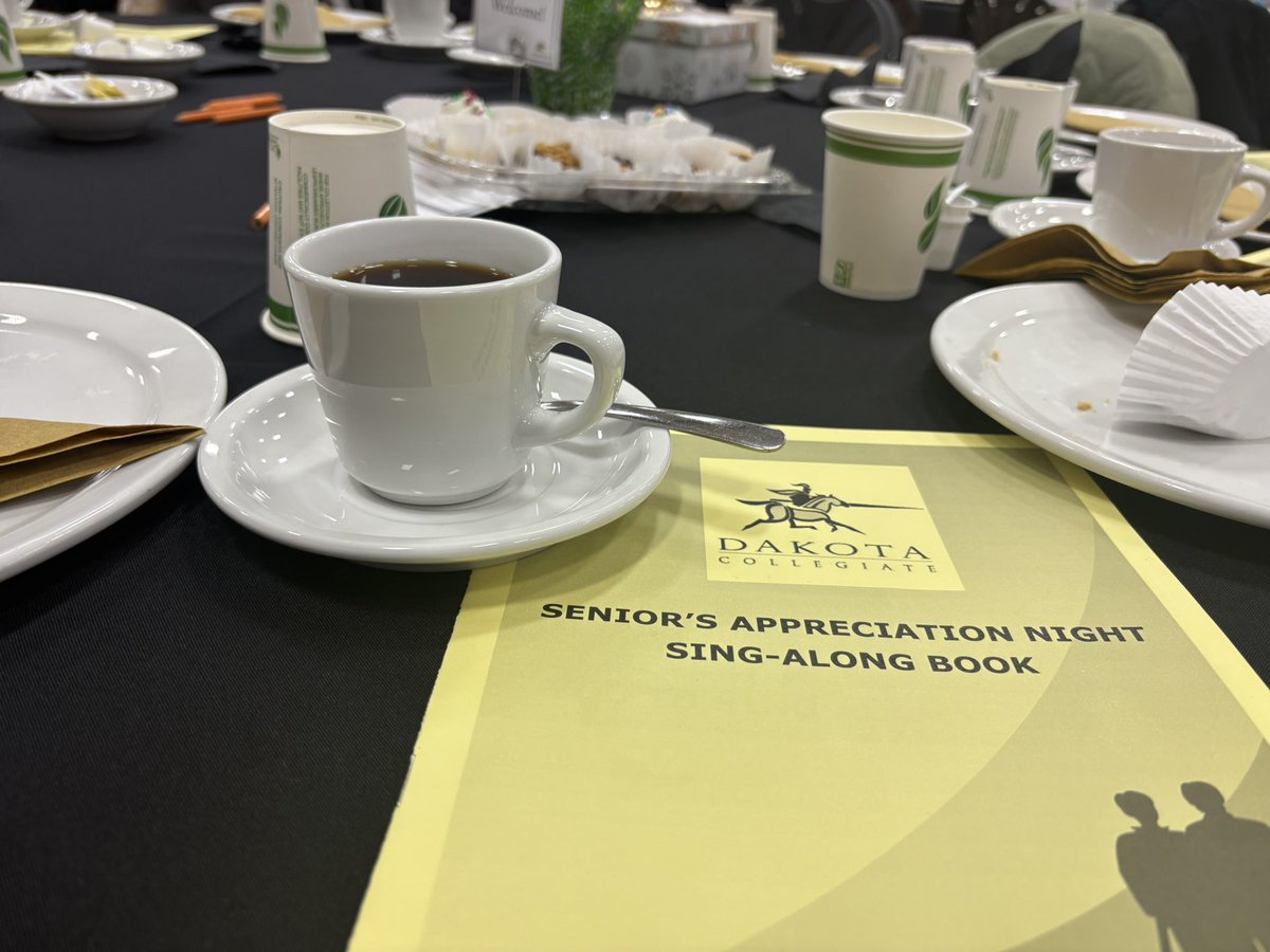 sigurdson_chris's tweet image. Dakota Seniors Evening. That’s us doing the YMCA!