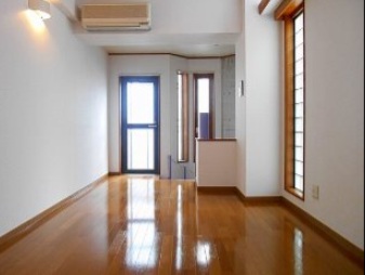 _RoomCafe_ tweet picture