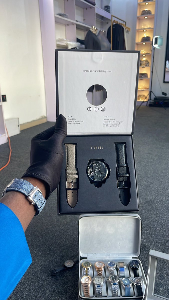 Tomi gear face double strap ⌚️⚙️
-
🏷️ 40,000